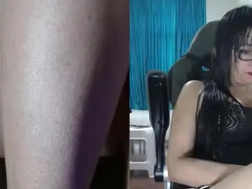 Kelly_squirting  live sex cam