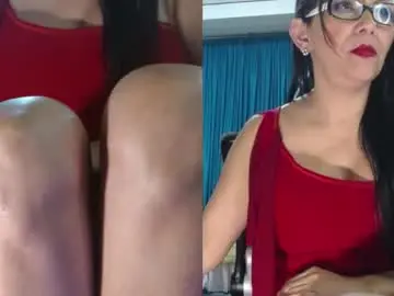 Kelly_squirting  live sex cam