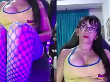 Kelly_squirting  live sex cam