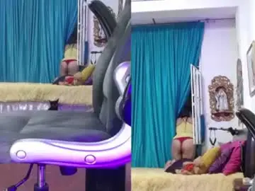 Kelly_squirting  live sex cam