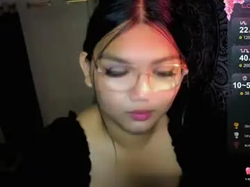 Louheart  live sex cam