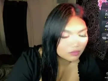 Louheart  live sex cam