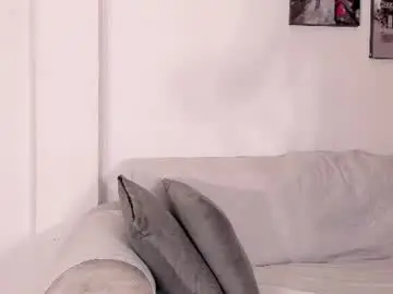 Melania_rousse  live sex cam