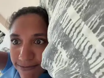 Mianoirv  live sex cam
