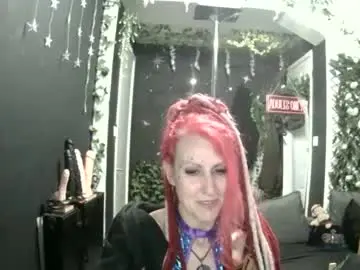 Saucysky  live sex cam