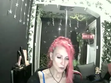 Saucysky  live sex cam