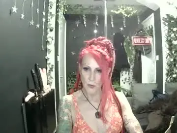 Saucysky  live sex cam