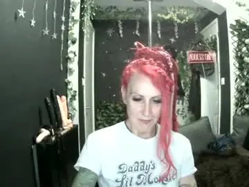 Saucysky  live sex cam