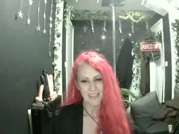 Saucysky  live sex cam