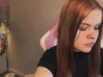 Silkyfin  live sex cam