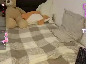 Trissy_terry  live sex cam