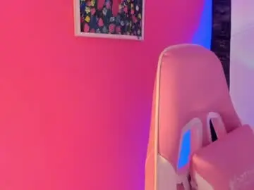 Miavanetto1  live sex cam