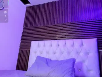 Naomifrost  live sex cam