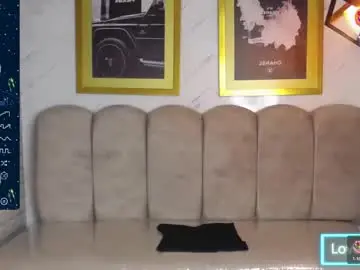 Rosse_jeane_v  live sex cam