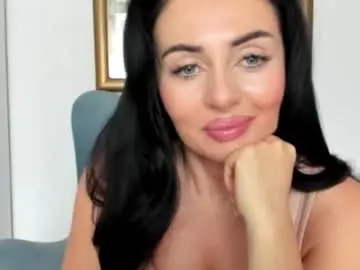 Sensuallstella  live sex cam