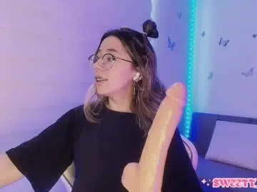 Sweettvera_  live sex cam