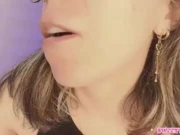 Sweettvera_  live sex cam