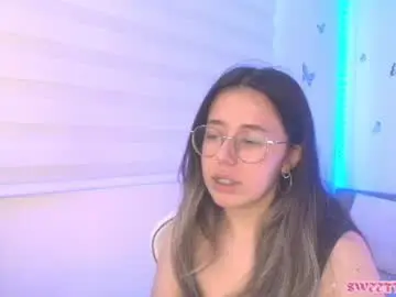 Sweettvera_  live sex cam