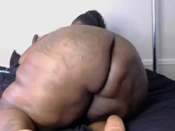 Thickumzz41  live sex cam