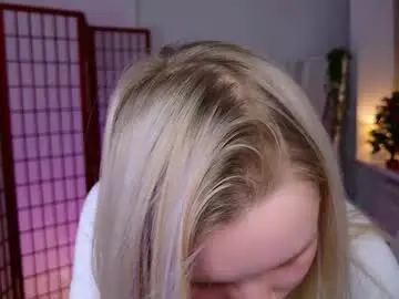 Tinasiner  live sex cam