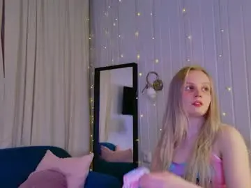 Tinasiner  live sex cam