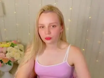 Tinasiner  live sex cam