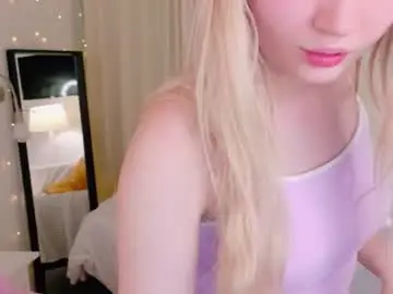 Tinasiner  live sex cam