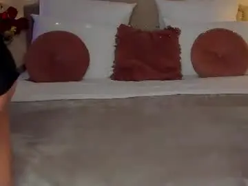 Tishasky  live sex cam
