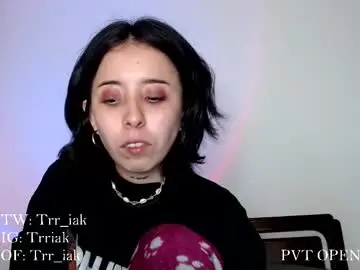 _trriak_  live sex cam