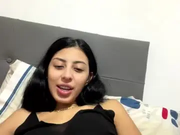 Abrilsantosxo  live sex cam