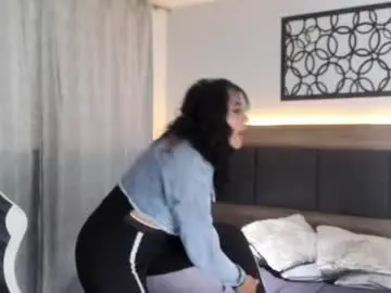 Adhara_messy  live sex cam
