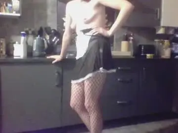 Bellaembr  live sex cam