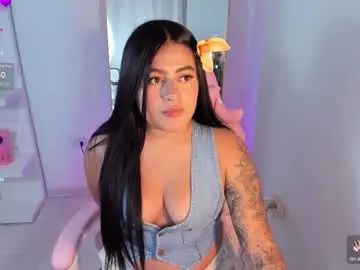 Chloe_t2  live sex cam