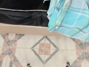 Dahianstark  live sex cam