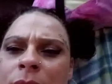 Derdatguy  live sex cam