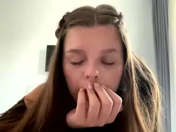 Faraheutsey  live sex cam
