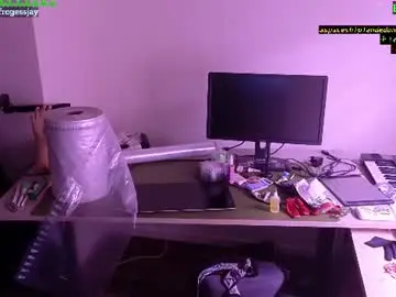 Frogessjay  live sex cam
