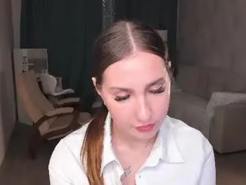 Katedezzi  live sex cam