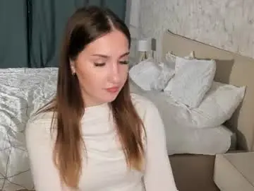 Katedezzi  live sex cam
