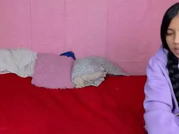 Littlejennifer18  live sex cam