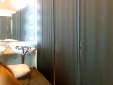 Littlejennifer18  live sex cam