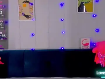 Prettyevie  live sex cam