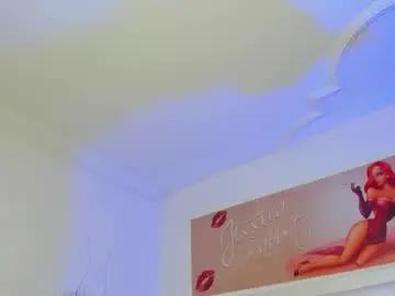 Ravennocturnee  live sex cam