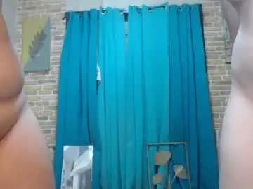 Ur_naugthy_rose  live sex cam