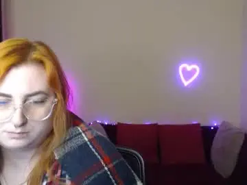 Aliciaaared_kis  live sex cam