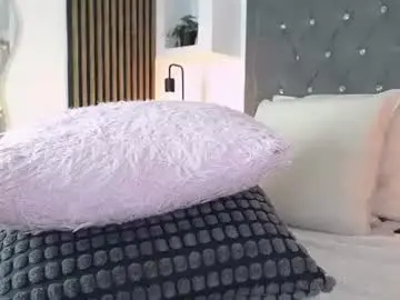 Anaa_moon  live sex cam