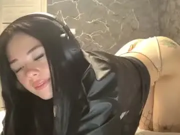 Astridxxxxx  live sex cam