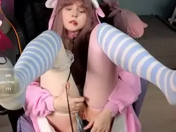 Draculaura_  live sex cam