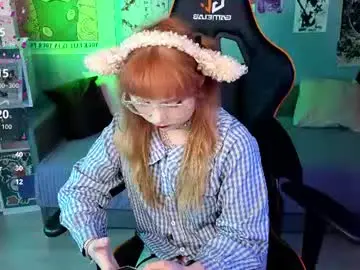 Draculaura_  live sex cam