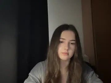 Lia_queenie  live sex cam